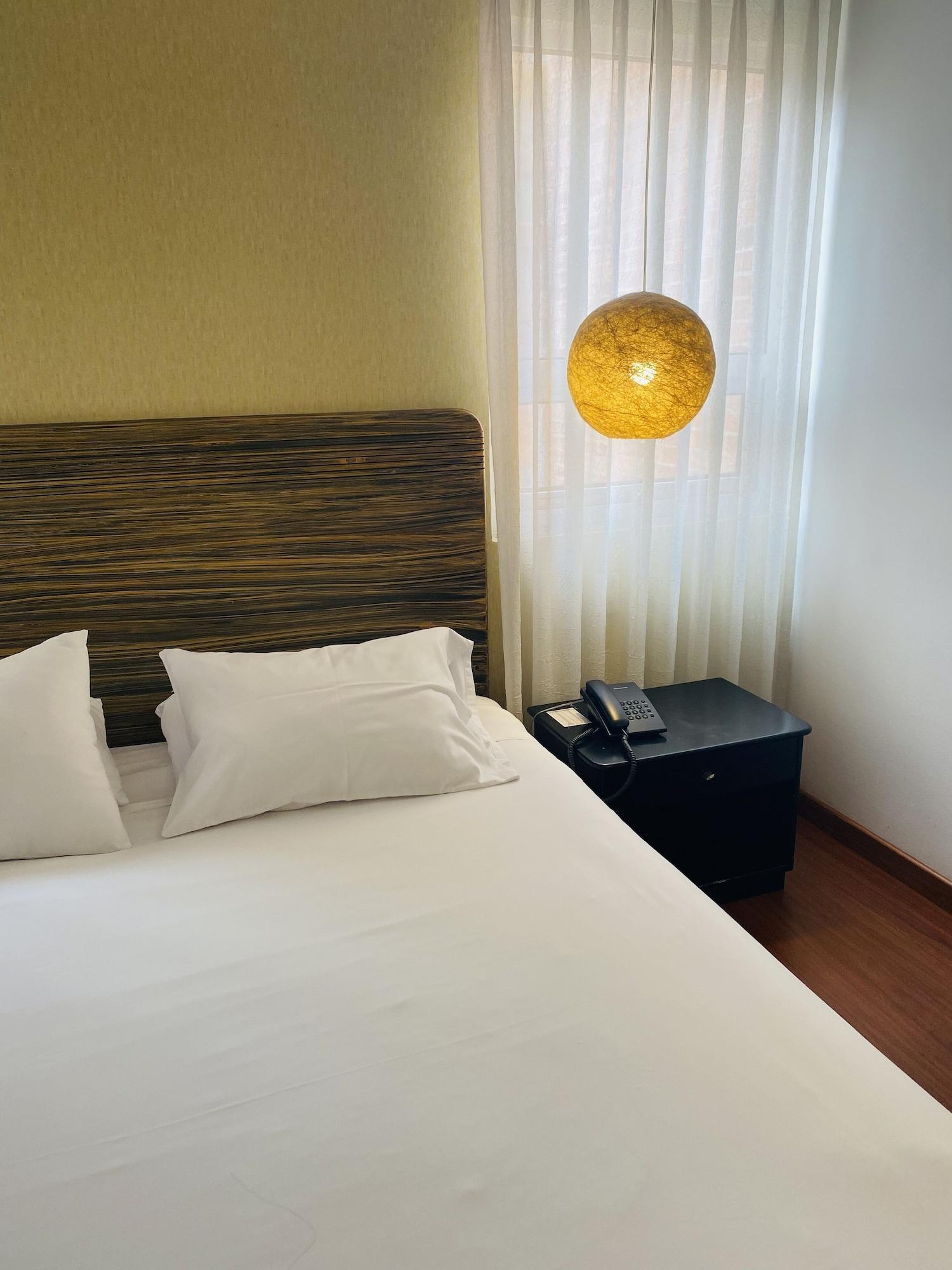 Hotel Retiro 84 By Mij بوغوتا المظهر الخارجي الصورة